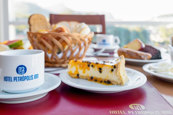 Breakfast/Coffee Service 39 of 88