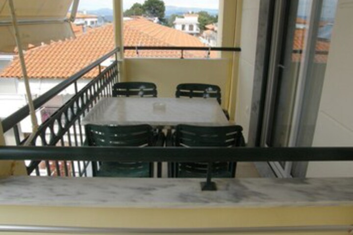 Terrace/Patio 4 of 43