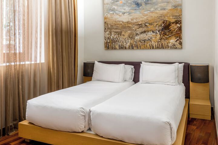 Room 20 of 74
