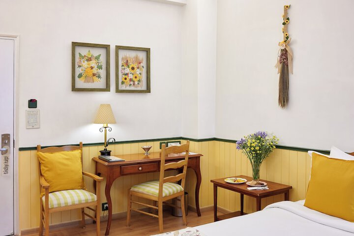 Room 14 of 38