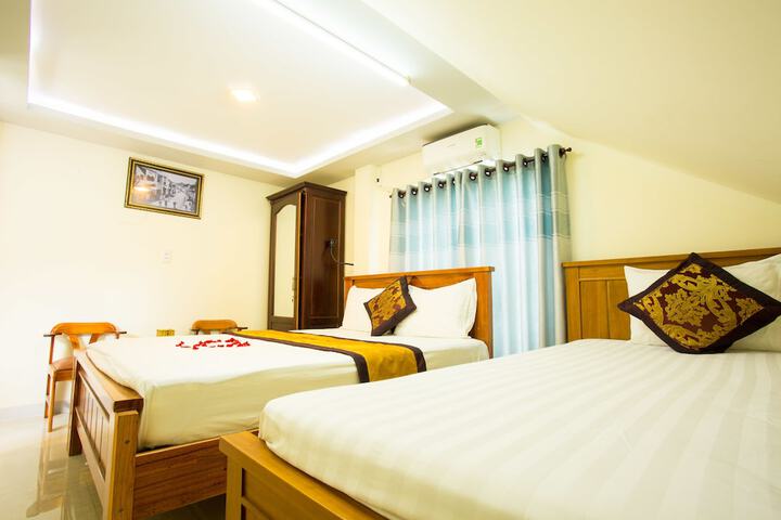 Room 19 of 39