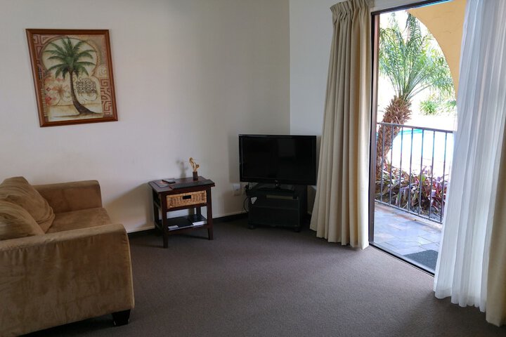 Room 12 of 23