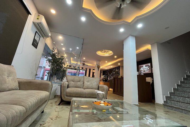 Yog Namah Hotel & Cafe