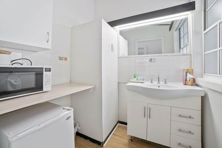 Room 14 of 62