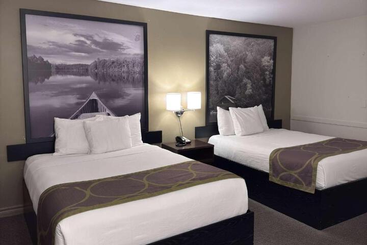 2 Double Beds Efficiency Room (2 of 5)