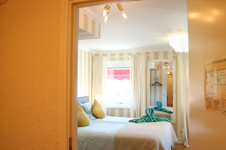 Room 29 of 334