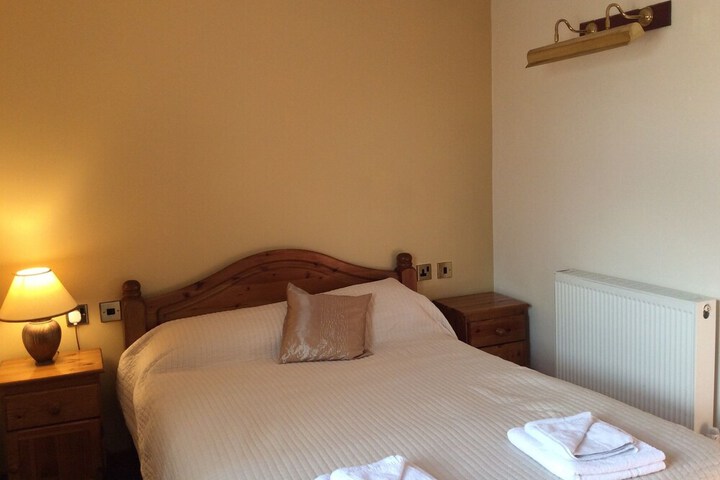 Room 5 of 27
