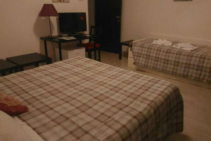 Room 33 of 63