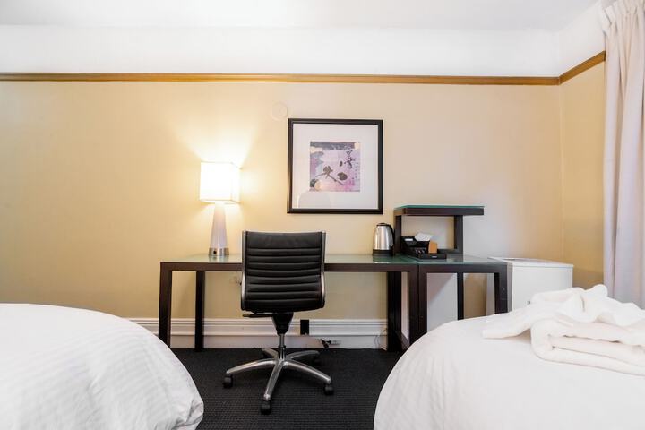 Room 18 of 26