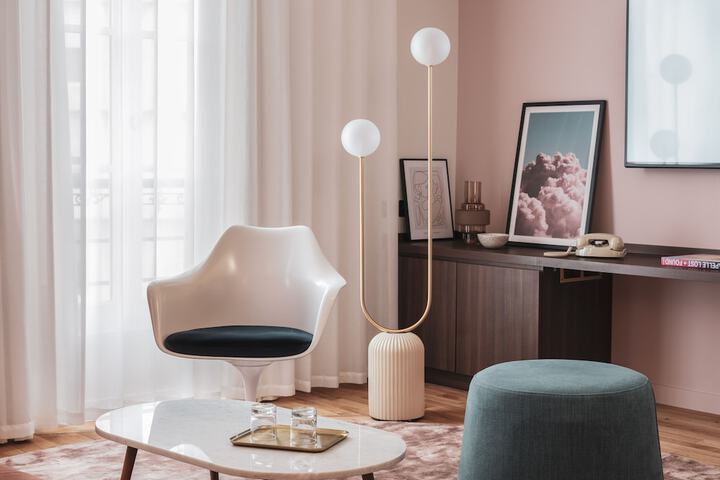 Room 44 of 103