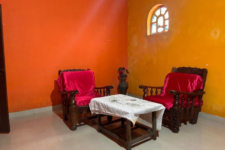Room 9 of 29