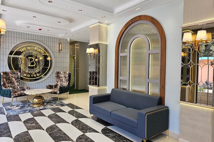 Hotel Interior 6 of 52