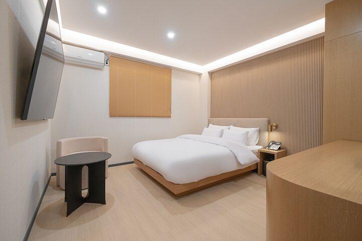 Room 37 of 116