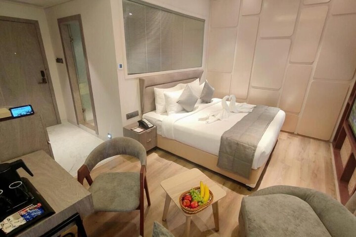 Room 19 of 41