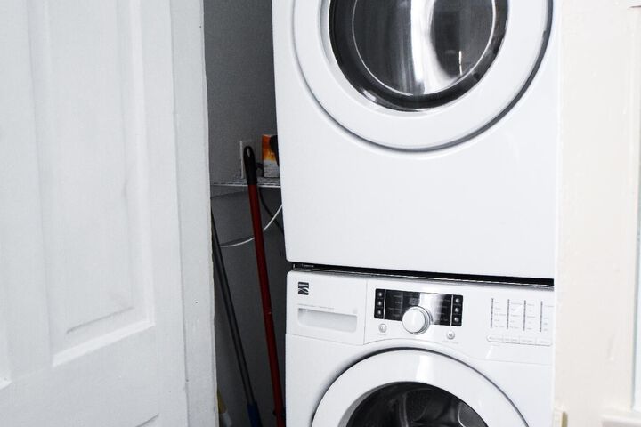 Laundry 10 of 39