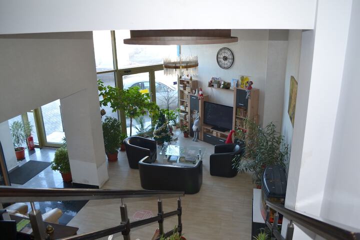 Hotel Interior 6 of 21