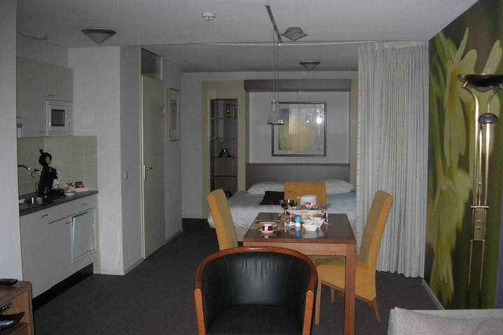 Photo 12