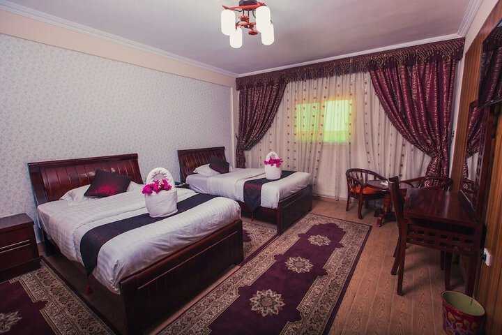 Room 4 of 23