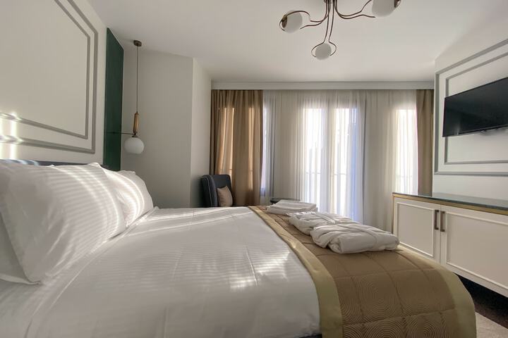 Room 19 of 86