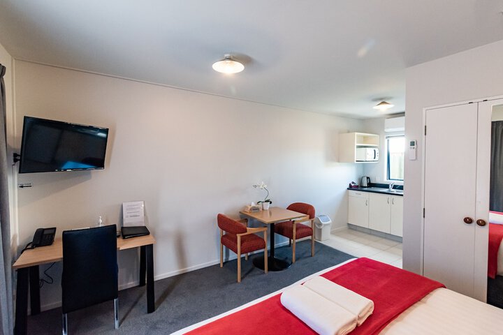 Room 10 of 46
