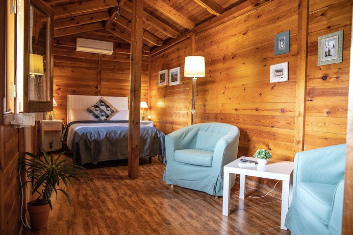 Room 2 of 20