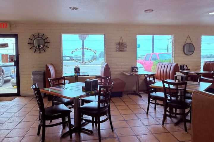 Room 12 of 25