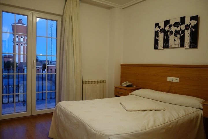 Room 13 of 62