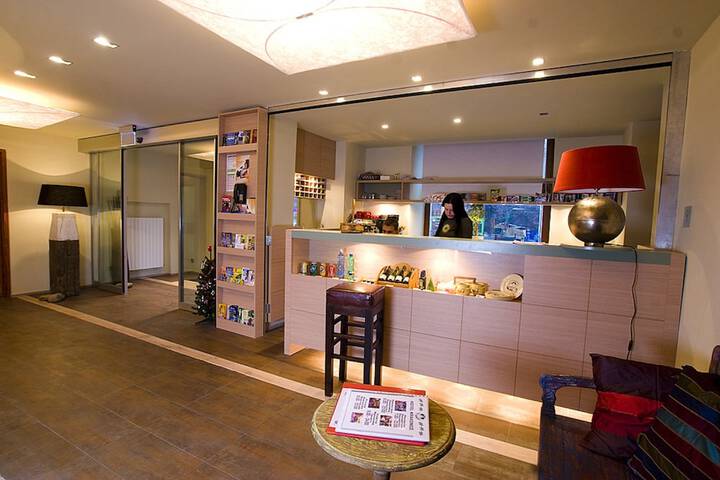 Hotel Interior 7 of 77