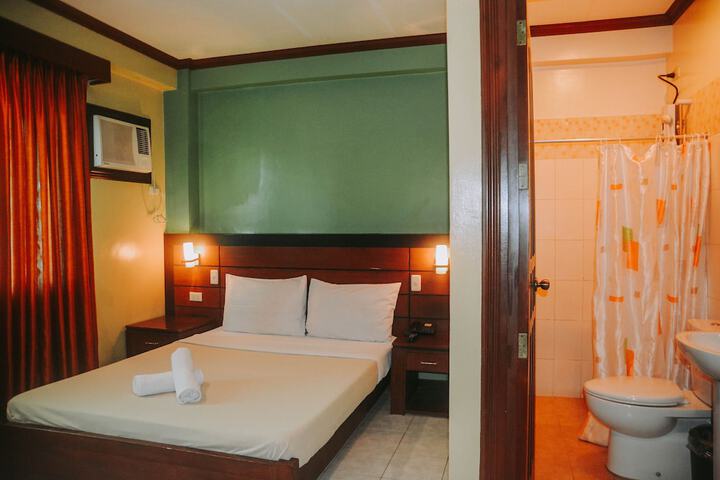 Room 16 of 26