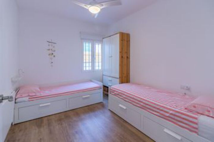 Room 15 of 39