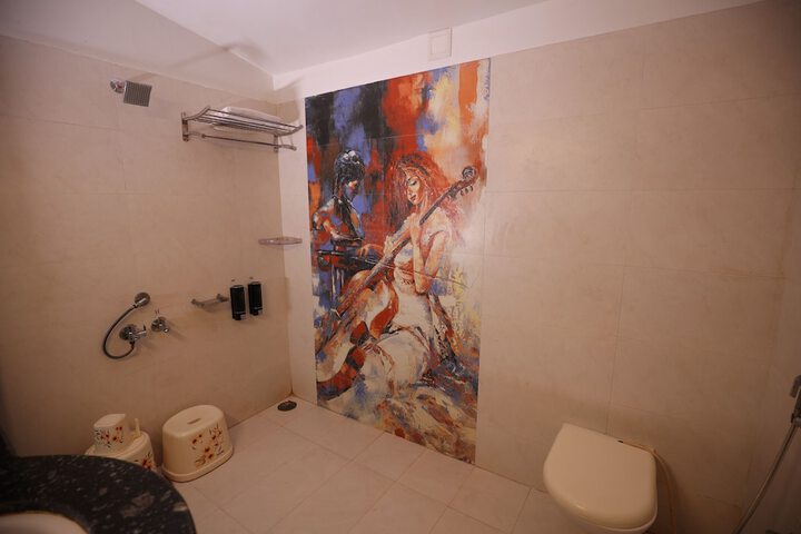 Room 25 of 70