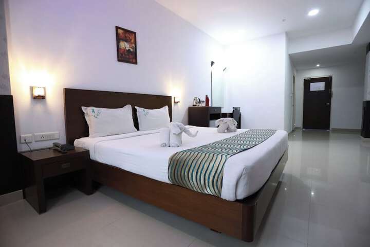 Room 3 of 7