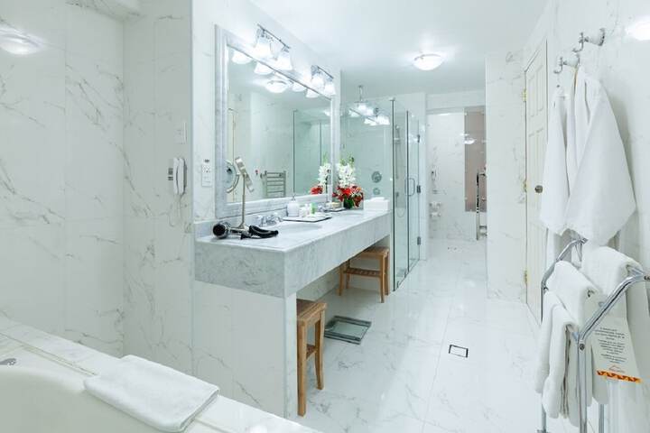 Bath Interior