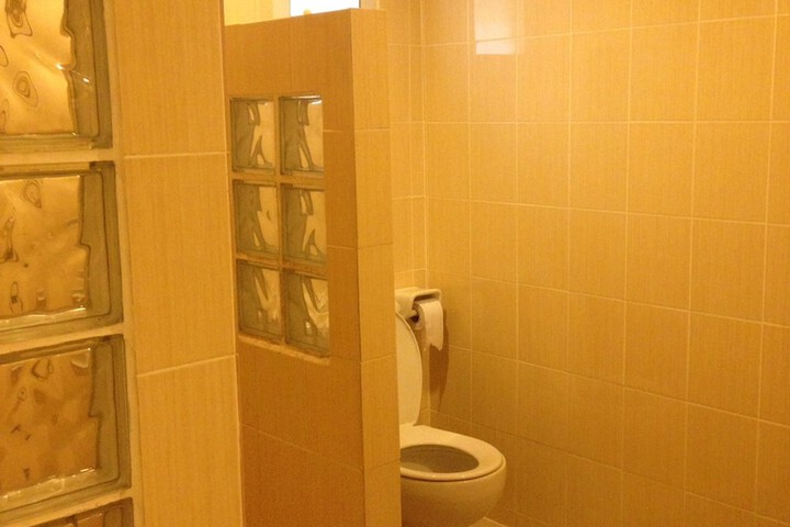 Room 16 of 24