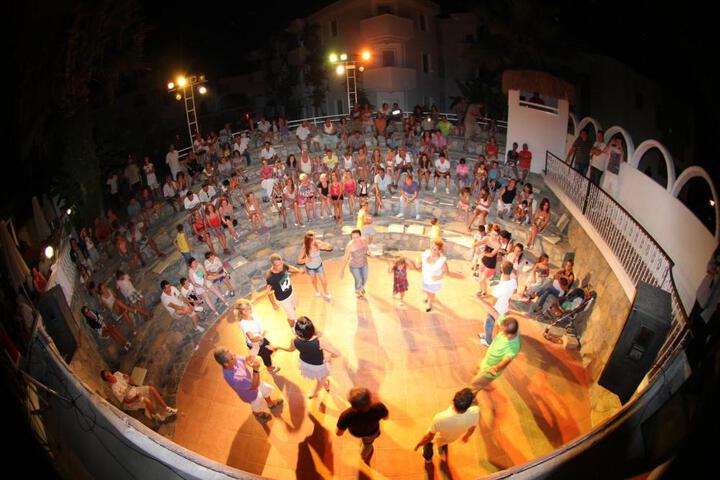 Photo 4
