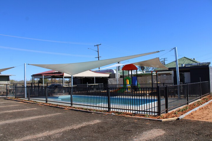 Pool 16 of 23