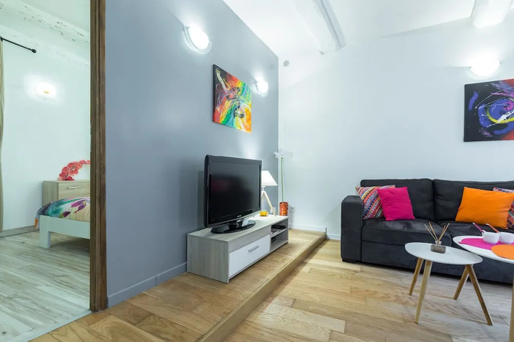Room 6 of 20