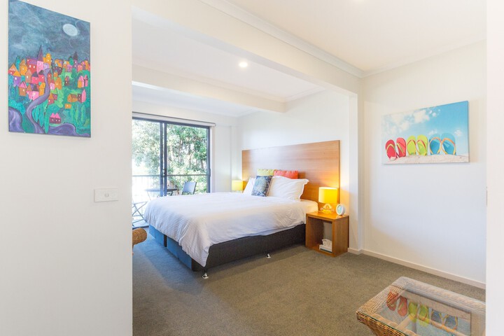 Room 15 of 91