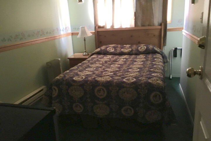 Room 7 of 40