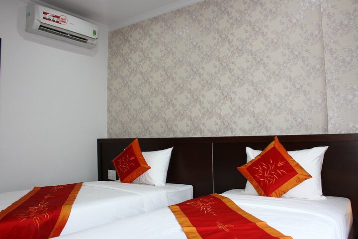 Room 20 of 53