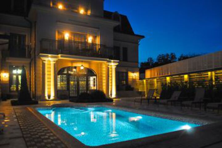 Pool 280 of 313