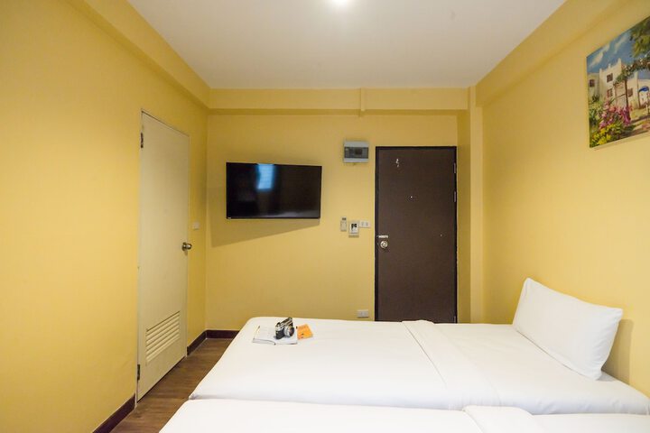 Room 18 of 44