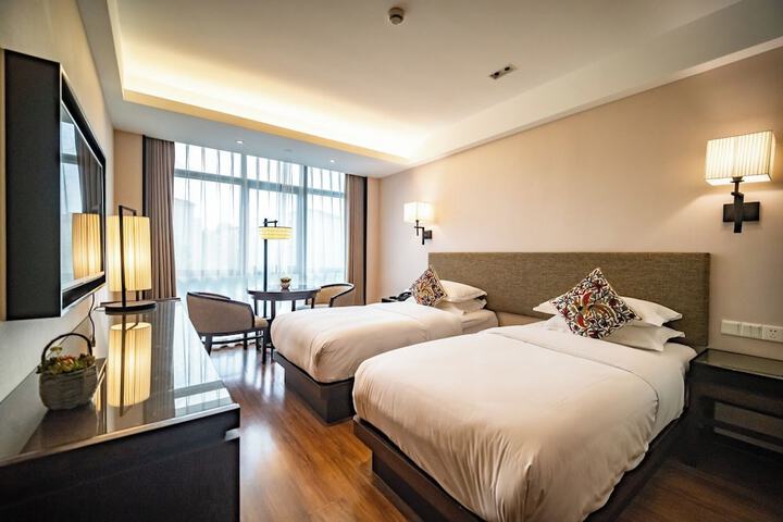 Room 26 of 111