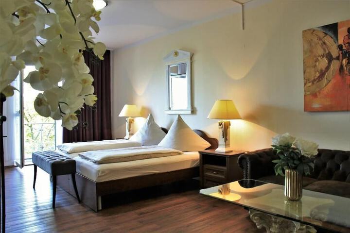 Room 14 of 45