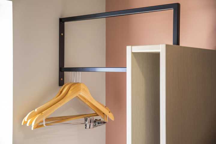 Room 12 of 43