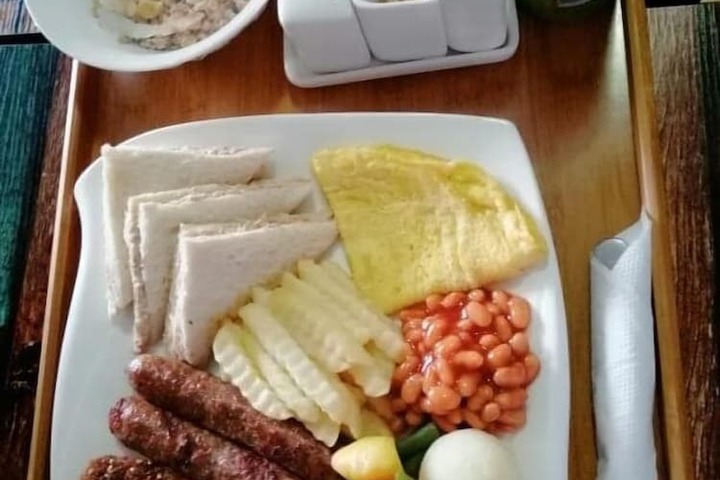 Breakfast/Coffee Service 26 of 37