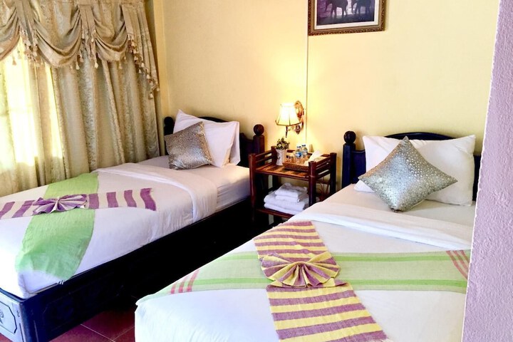 Room 9 of 46