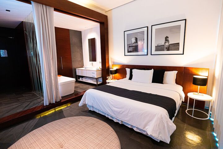 Room 21 of 82