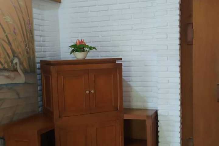 Room 16 of 41