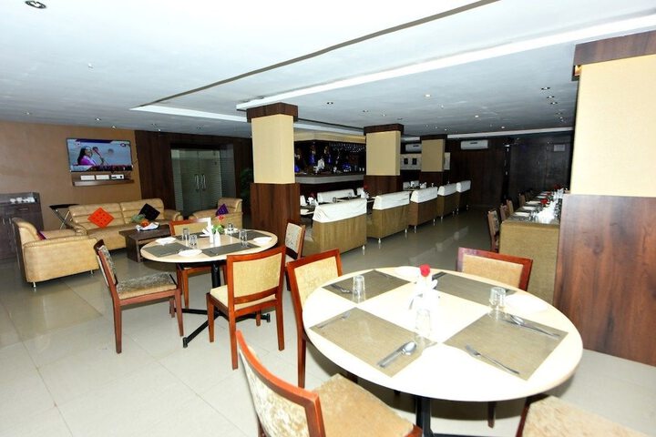 Dining 50 of 73